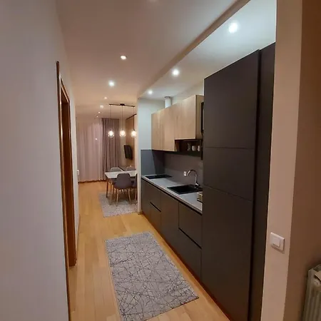 Ksenija * ズラティボール