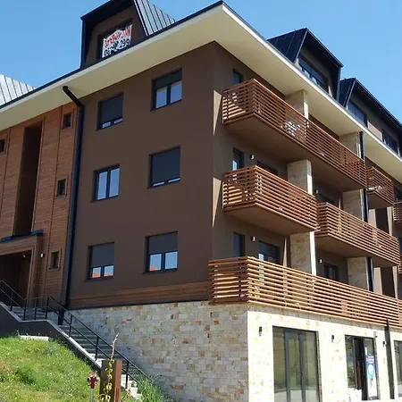 アパート Ksenija ズラティボール